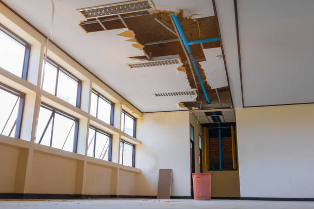 Water damage restoration process in HI